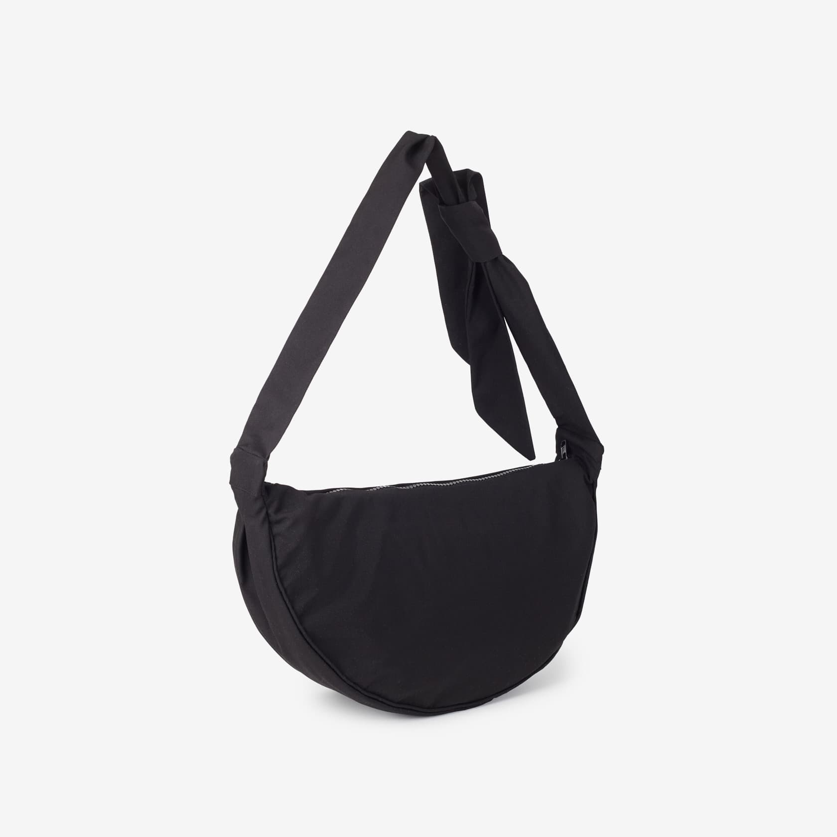 Crescent Half-Moon Crossbody Bag – Black