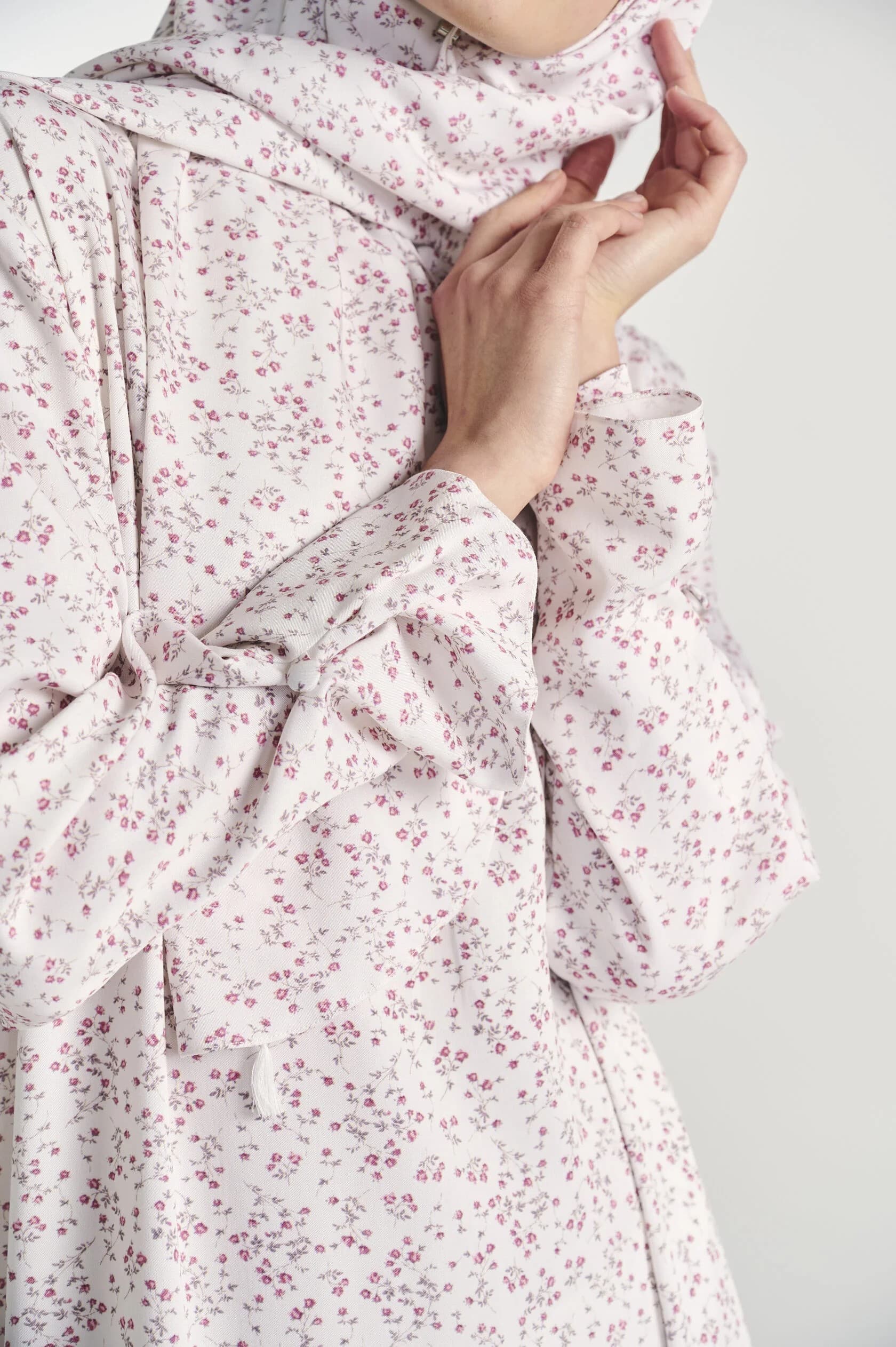 Rosebud Prayer Set – Blush & Pink